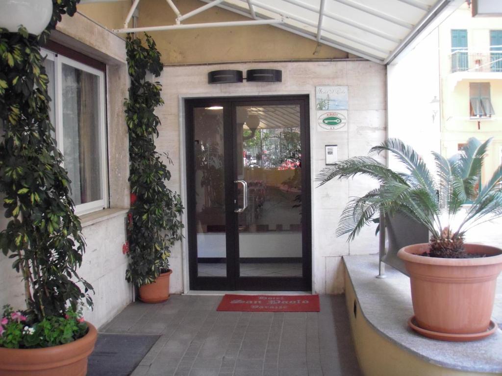ואראצה Hotel San Paolo מראה חיצוני תמונה